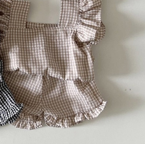 Baby Linen  Ruffle Set